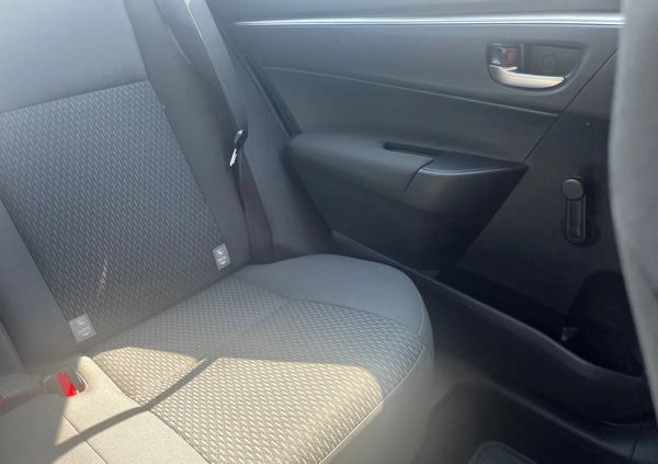 Toyota Corolla cena 50000 przebieg: 74000, rok produkcji 2018 z Kock małe 254